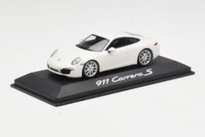 Porsche 911 991 Carrera S Blanc IAA Frankfurt 2011 Minichamps 1:43 WAX20100090 Métal Moulé — image 2 sur 5
