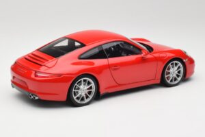 Porsche 911 991 Carrera S Guards Rouge Minichamps 1:18 100061020 Métal Moulé — image 3 sur 8