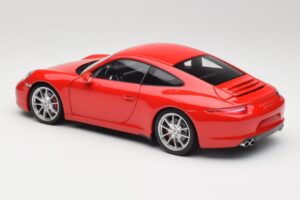 Porsche 911 991 Carrera S Guards Rouge Minichamps 1:18 100061020 Métal Moulé — image 7 sur 8