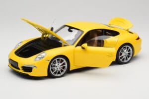 Porsche 911 991 Carrera S Racing Yellow Minichamps 1:18 100061021 Métal Moulé — image 2 sur 8