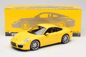 Porsche 911 991 Carrera S Racing Yellow Minichamps 1:18 100061021 Métal Moulé — image 8 sur 8