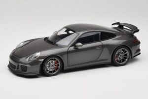 Porsche 911 991 GT3 Grey Metallic Minichamps 1:18 110062720 Métal Moulé