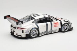 Porsche 911 991 GT3 R #911 2015 Minichamps 1:18 155156000 Métal Moulé — image 2 sur 6