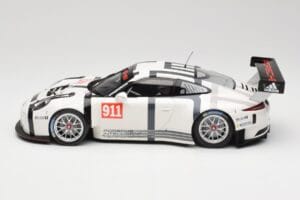 Porsche 911 991 GT3 R #911 2015 Minichamps 1:18 155156000 Métal Moulé — image 3 sur 6