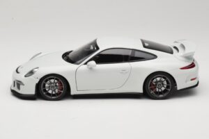 Porsche 911 991 GT3 Blanc Avec Jantes Argent Minichamps 1:18 113062721 Métal Moulé — image 4 sur 8