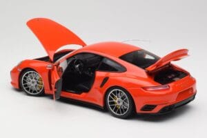 Porsche 911 991 Turbo S Lava Orange Minichamps 1:18 110067120 Métal Moulé — image 5 sur 8