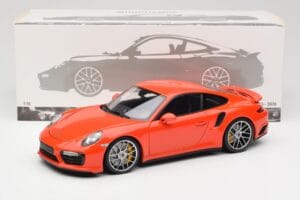 Porsche 911 991 Turbo S Lava Orange Minichamps 1:18 110067120 Métal Moulé — image 8 sur 8