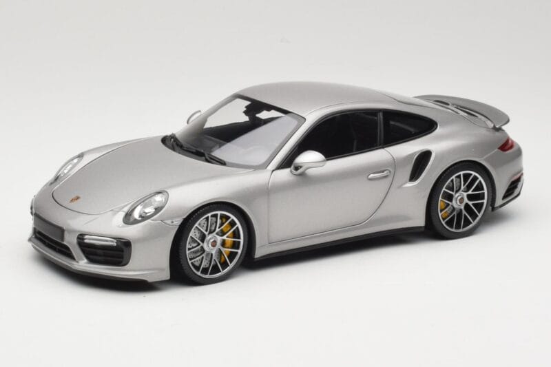 Porsche 911 991 Turbo S Argent Minichamps 1:18 113067126 Métal Moulé