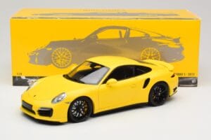 Porsche 911 991 Turbo S Jaune Avec Jantes Noires Minichamps 1:18 110062321 Métal Moulé — image 8 sur 8