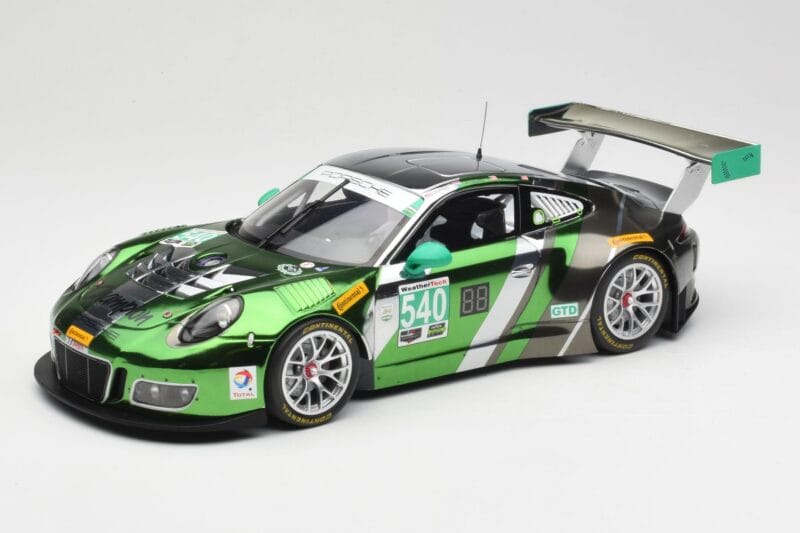 Porsche 911 991.1 GT3 R #540 Black Swan Racing P. Long / T. Pilgrim 24h Daytona 2016 Minichamps 1:18 155166540 Métal Moulé