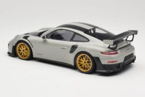 Porsche 911 991.2 GT2 RS Chalk Weissach Package Jantes Dorées Minichamps 1:18 155068304 Métal Moulé — image 5 sur 6