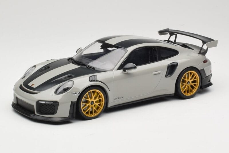 Porsche 911 991.2 GT2 RS Chalk Weissach Package Jantes Dorées Minichamps 1:18 155068304 Métal Moulé