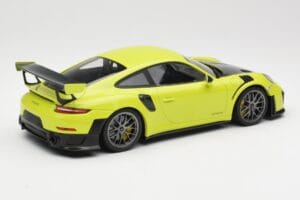 Porsche 911 991.2 GT2 RS Vert Citron avec Jantes Argentées Minichamps 1:18 155068309 Métal Moulé — image 2 sur 6