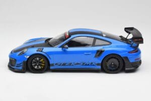 Porsche 911 991.2 GT2 RS MR Racing Bleu Minichamps 1:18 MR-911-GT2RS-1806 Métal Moulé — image 3 sur 6
