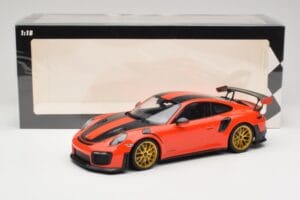 Porsche 911 991.2 GT2 RS Orange Weissach Package Jantes Dorées Minichamps 1:18 155068305 Métal Moulé — image 6 sur 6