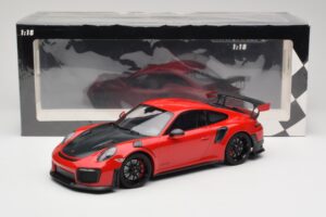 Porsche 911 GT2 RS 991.2 Rouge Jantes Noires Minichamps 1:18 155968307 Métal Moulé — image 6 sur 6