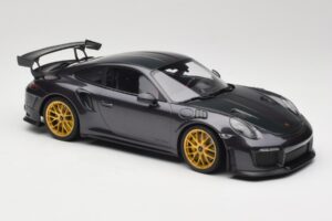 Porsche 911 991.2 GT2 RS Weissach Package Purple Metallic Avec Jantes Magnésium Dorées Minichamps 1:18 153068322 Métal Moulé — image 4 sur 6