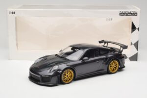 Porsche 911 991.2 GT2 RS Weissach Package Purple Metallic Avec Jantes Magnésium Dorées Minichamps 1:18 153068322 Métal Moulé — image 6 sur 6