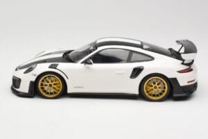 Porsche 911 991.2 GT2 RS Weissach Package Blanc Avec Jantes Dorées Minichamps 1:18 153068308 Métal Moulé — image 3 sur 6