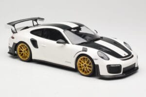 Porsche 911 991.2 GT2 RS Weissach Package Blanc Avec Jantes Dorées Minichamps 1:18 153068308 Métal Moulé — image 4 sur 6