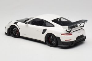 Porsche 911 991.2 GT2 RS Blanc Minichamps 1:18 155068301 Métal Moulé — image 5 sur 6