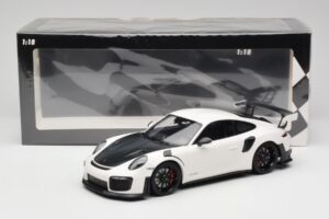 Porsche 911 991.2 GT2 RS Blanc Minichamps 1:18 155068301 Métal Moulé — image 6 sur 6