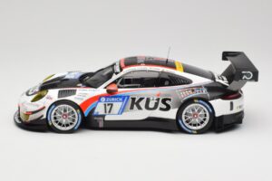 Porsche 911 991.2 GT3 R #17 Kues Team 75 Bernhard M. Christensen / K. Cairoli 24 Hours of Nurburgring 2018 Minichamps 1:18 15 — image 3 sur 6