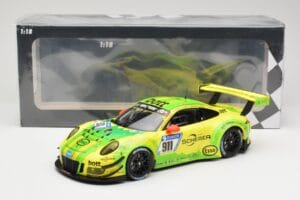 Porsche 911 991.2 GT3 R #911 Manthey Racing R. Dumas / F. Makowiecki 24 Hours of Nurburgring 2017 Minichamps 1:18 155176911 M — image 6 sur 6