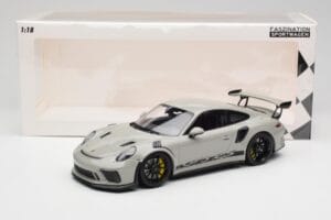 Porsche 911 991.2 GT3 RS Chalk Wording Jantes Noires Minichamps 1:18 153068230 Métal Moulé — image 6 sur 6