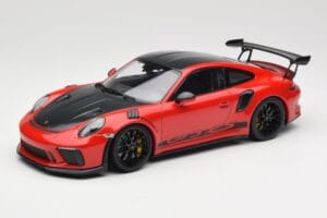 Porsche 911 991.2 GT3 RS Weissach Package Guards Red Jantes Noires Minichamps 1:18 153068223 Métal Moulé