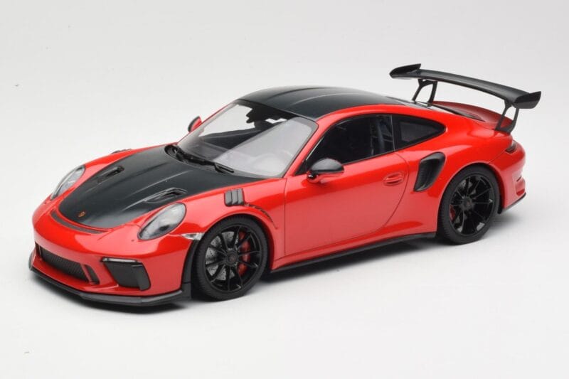 Porsche 911 991.2 GT3 RS Weissach Package Rouge avec Jantes Noires Minichamps 1:18 155068230 Métal Moulé