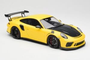 Porsche 911 991.2 GT3 RS Jaune avec Jantes Noires Minichamps 1:18 155068231 Métal Moulé — image 4 sur 6