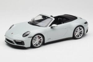 Porsche 911 992 Carrera 4 GTS Cabriolet Gris Minichamps 1:18 155063034 Métal Moulé