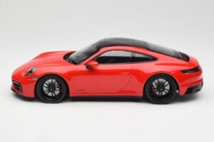 Porsche 911 992 Carrera 4 GTS Rouge Minichamps 1:18 155063100 Métal Moulé — image 3 sur 6