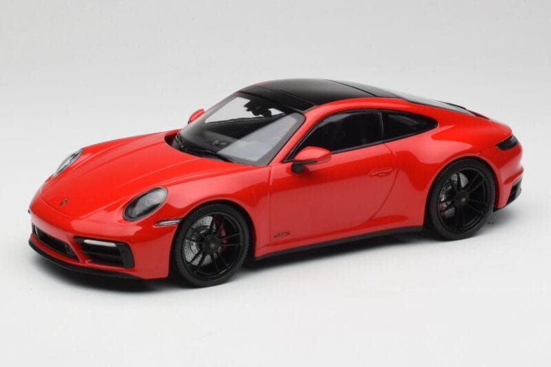 Porsche 911 992 Carrera 4 GTS Rouge Minichamps 1:18 155063100 Métal Moulé