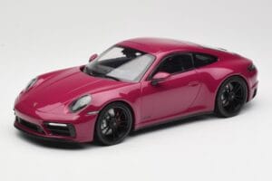 Porsche 911 992 Carrera 4 GTS Rubystar Minichamps 1:18 155063102 Métal Moulé