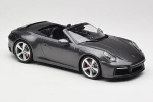 Porsche 911 992 Carrera 4S Cabriolet Agate Grey Metallic Minichamps 1:18 155067336 Métal Moulé — image 4 sur 6
