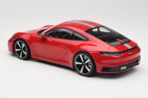 Porsche 911 992 Carrera 4S Carmine Red Minichamps 1:18 155067326 Métal Moulé — image 5 sur 6