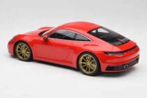 Porsche 911 992 Carrera 4S Guards Rouge & Roues Or Minichamps 1:18 153067328 Métal Moulé — image 5 sur 6