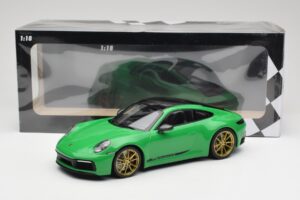 Porsche 911 992 Carrera 4S Python Green Minichamps 1:18 155067325 Métal Moulé — image 6 sur 6
