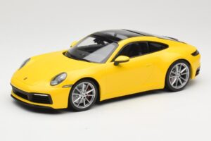 Porsche 911 992 Carrera 4S Jaune Minichamps 1:18 155067320 Métal Moulé
