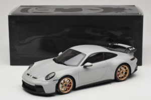 Porsche 911 992 GT3 Chalk Jantes Dorées Minichamps 1:18 117069001 Métal Moulé — image 6 sur 6