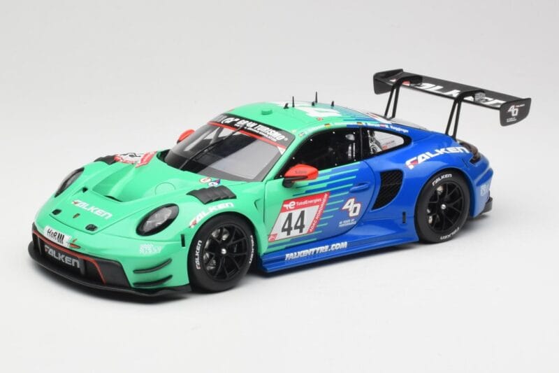Porsche 911 992 GT3 R Falken #44 D. Eriksson / T. Heinemann 24 Hours of Nurburgring 2023 Minichamps 1:18 113236344 Métal Moul