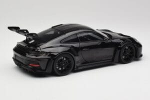 Porsche 911 992 GT3 RS Noir & Jantes Noires Concept Minichamps 1:18 911992003 Métal Moulé — image 3 sur 8