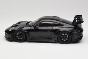 Porsche 911 992 GT3 RS Noir & Jantes Noires Concept Minichamps 1:18 911992003 Métal Moulé — image 4 sur 8