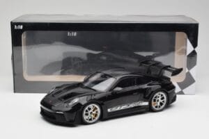 Porsche 911 992 GT3 RS Noir Avec Jantes Argent Minichamps 1:18 155062231 Métal Moulé — image 6 sur 6