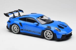 Porsche 911 992 GT3 RS Bleu & Roues Argent & Décor Noir Minichamps 1:18 153062234 Métal Moulé — image 4 sur 6