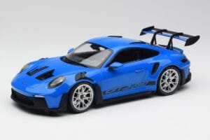 Porsche 911 992 GT3 RS Bleu & Roues Argent & Décor Noir Minichamps 1:18 153062234 Métal Moulé