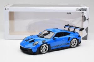 Porsche 911 992 GT3 RS Bleu & Roues Argent & Décor Noir Minichamps 1:18 153062234 Métal Moulé — image 6 sur 6