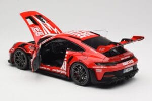 Porsche 911 992 GT3 RS Getspeed Race Taxi Guards Red Minichamps 1:18 110062040 Métal Moulé — image 5 sur 8
